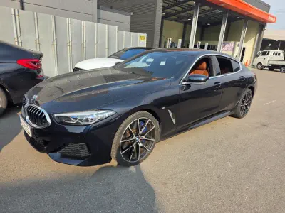 BMW 8-Series