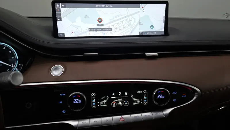 Genesis GV70