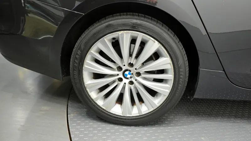 BMW 5-Series Gran Turismo