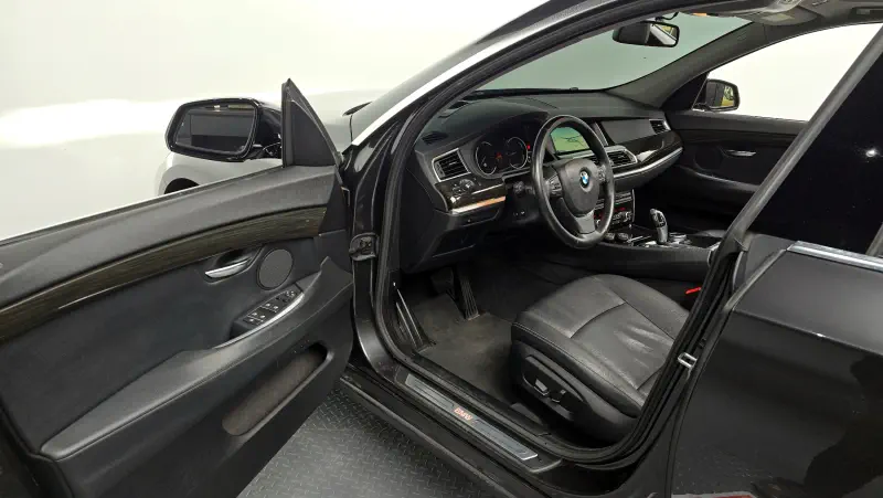 BMW 5-Series Gran Turismo