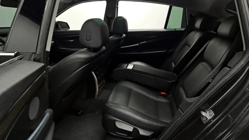 BMW 5-Series Gran Turismo