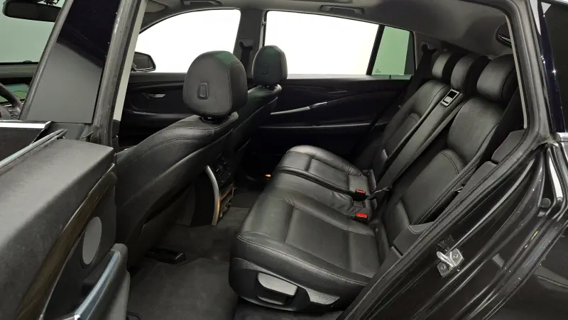 BMW 5-Series Gran Turismo