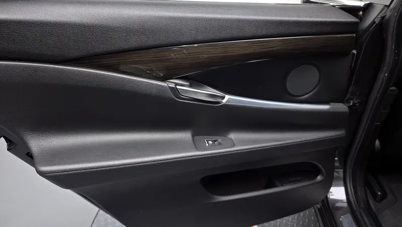 BMW 5-Series Gran Turismo