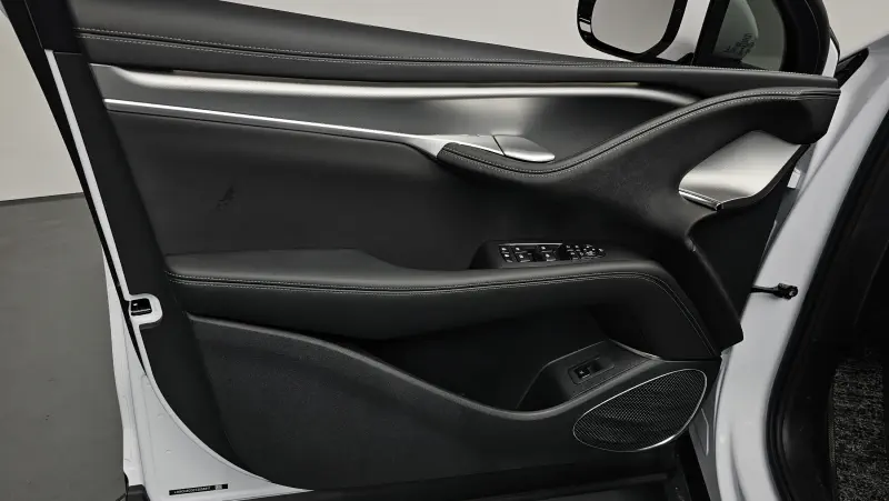 BYD Sealion 7