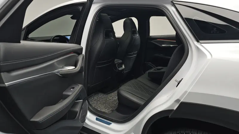 BYD Sealion 7