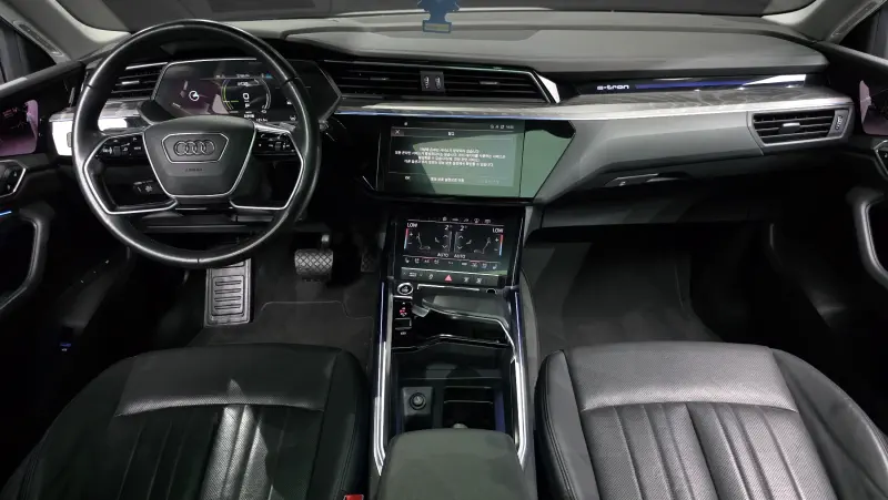 Audi e-tron