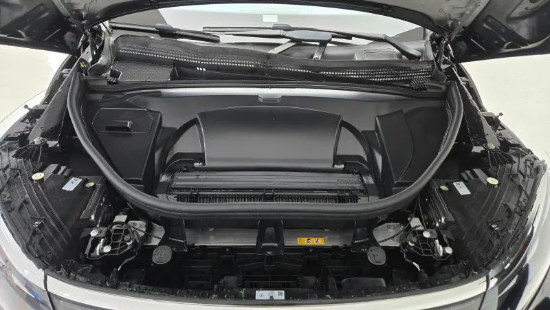 Mercedes-Benz EQS SUV