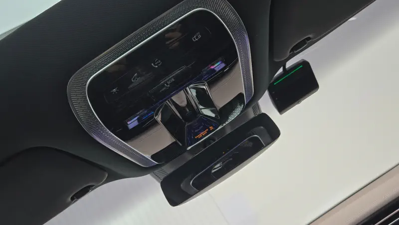 Mercedes-Benz EQS SUV