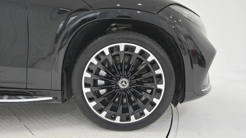 Mercedes-Benz EQS SUV