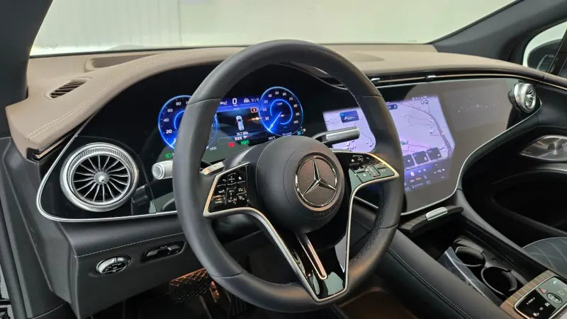 Mercedes-Benz EQS SUV