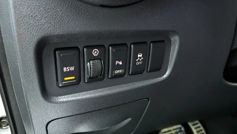 Renault QM5