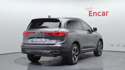 Renault QM6