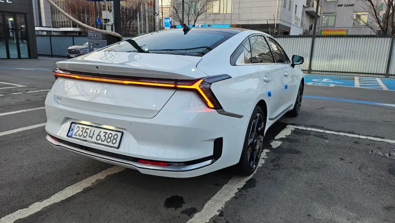 Kia K8
