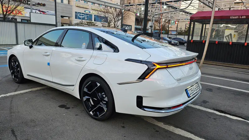 Kia K8
