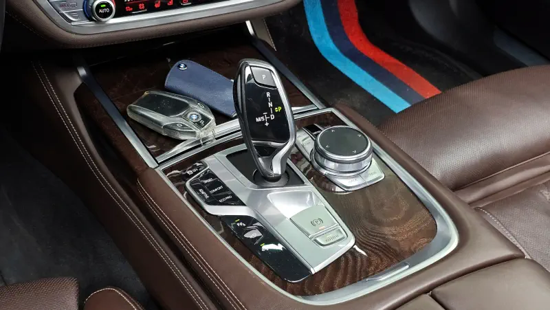 BMW 7-Series