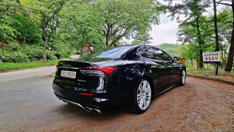 Maserati Quattroporte