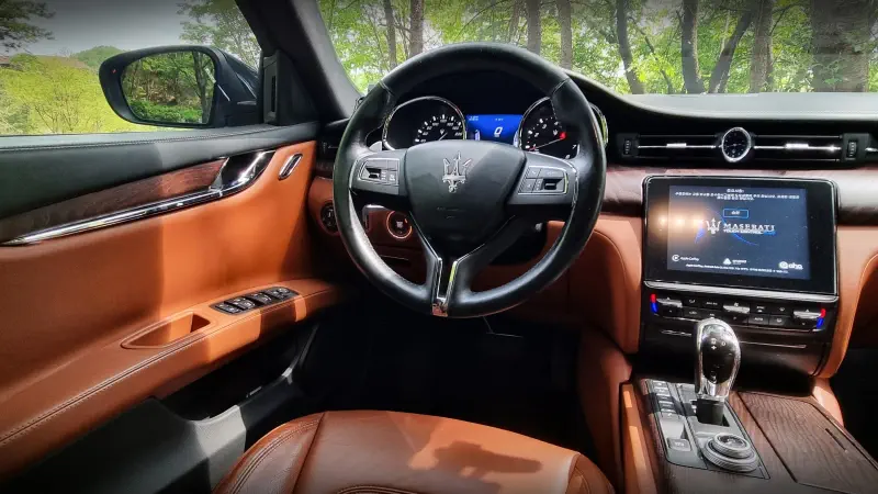 Maserati Quattroporte
