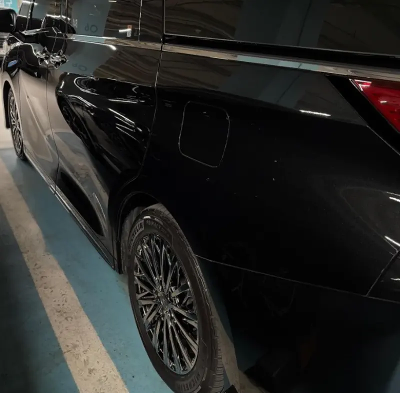 Lexus LM