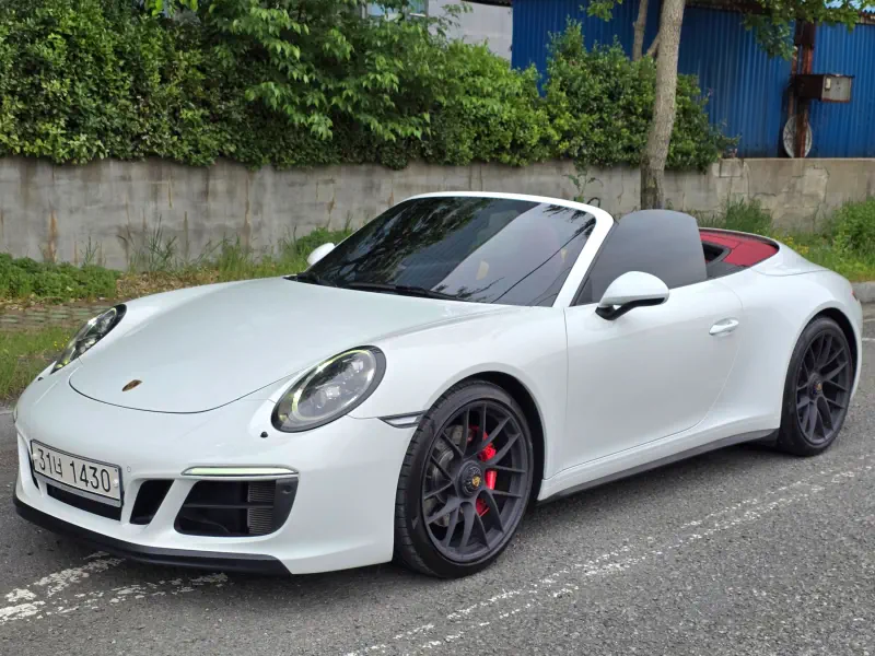Porsche 911