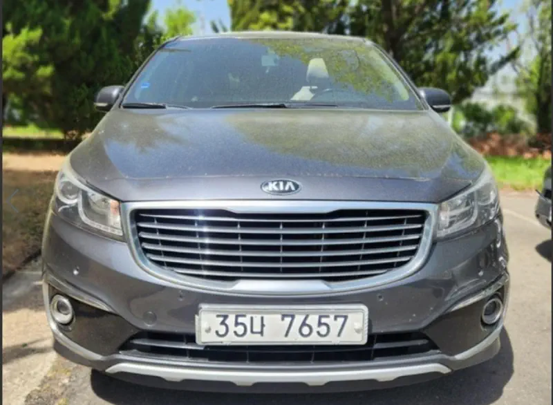 Kia Carnival