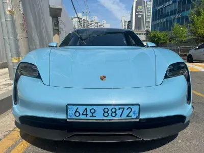 Porsche Taycan