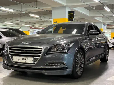 Hyundai Genesis