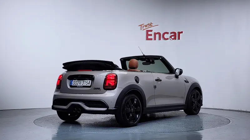 MINI Cabrio