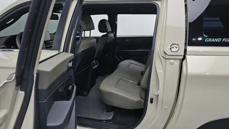 SsangYong Rexton Sports Khan