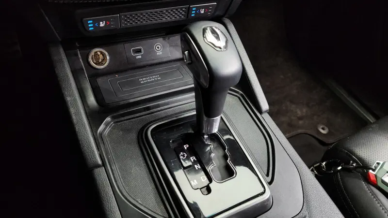 SsangYong Rexton Sports Khan