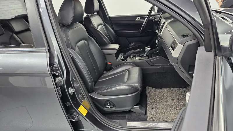 SsangYong Rexton Sports Khan