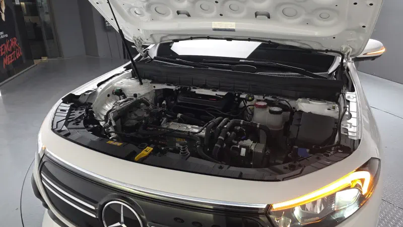 Mercedes-Benz EQB