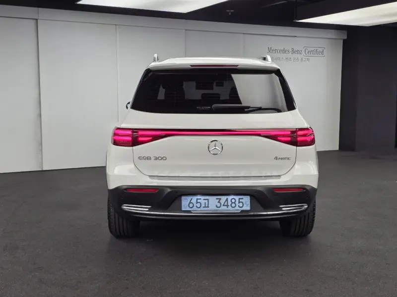 Mercedes-Benz EQB