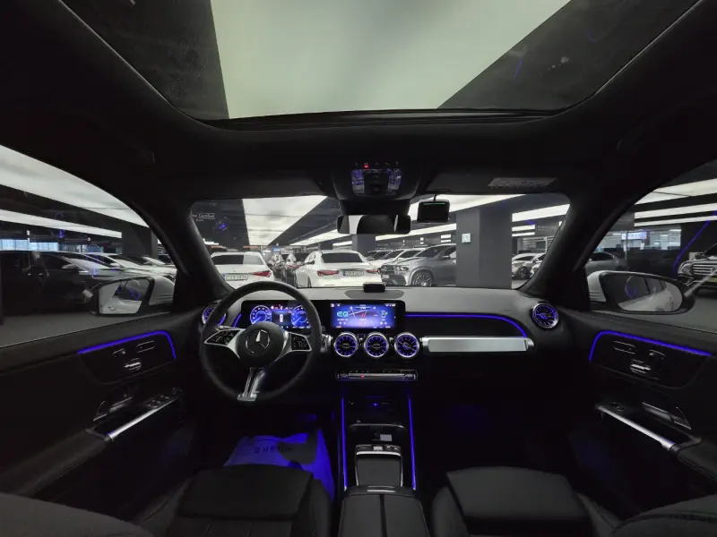 Mercedes-Benz EQB