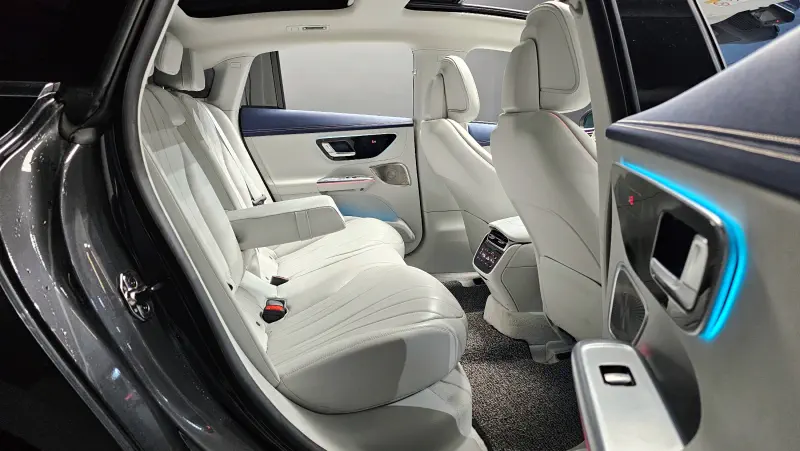 Mercedes-Benz EQE