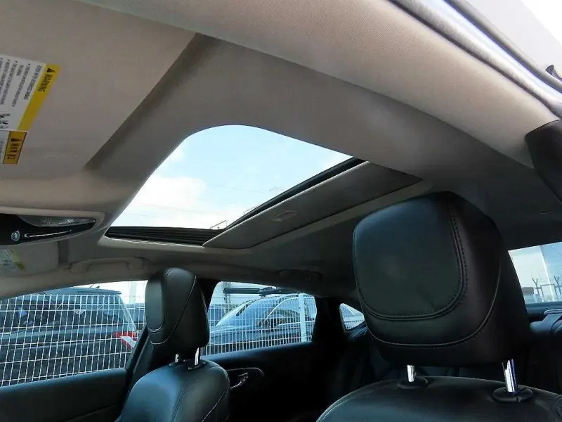 Chrysler 200