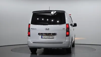 Hyundai Grand Starex