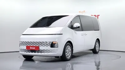 Hyundai Staria