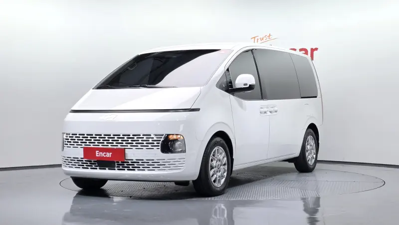 Hyundai Staria