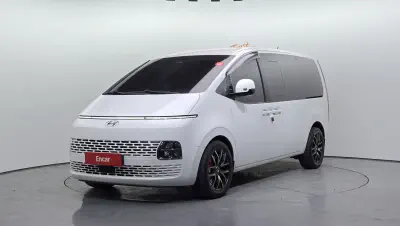 Hyundai Staria