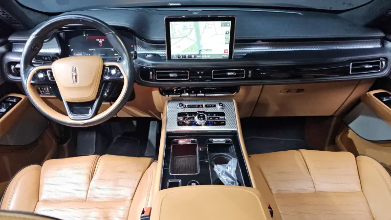 Lincoln Aviator