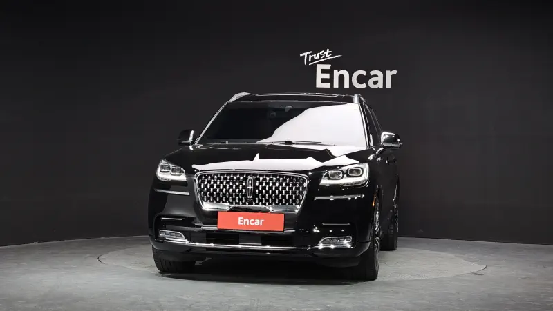 Lincoln Aviator
