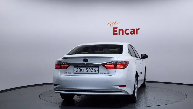Lexus ES300h