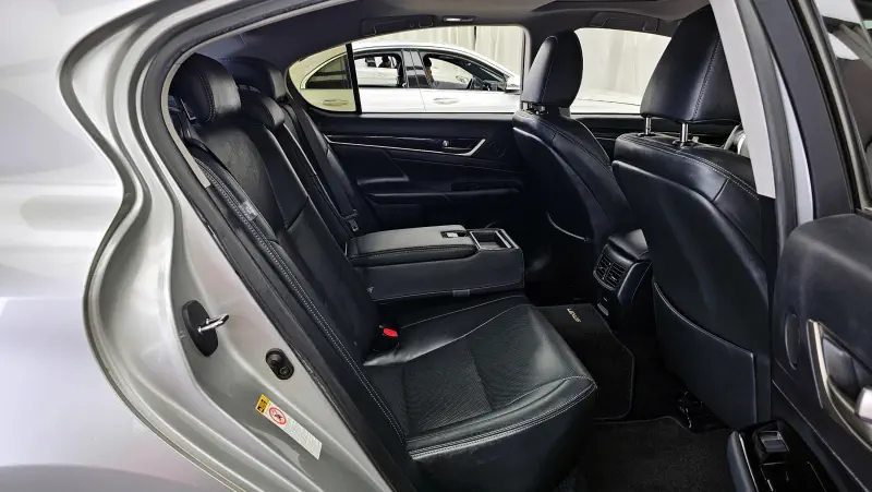 Lexus GS250