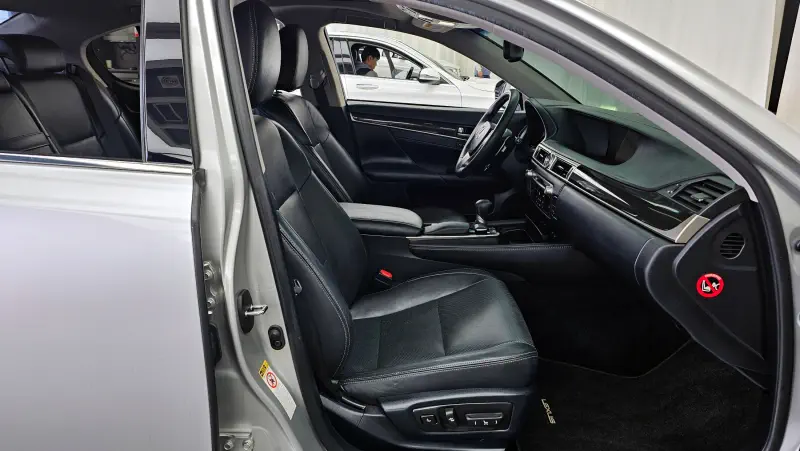 Lexus GS250