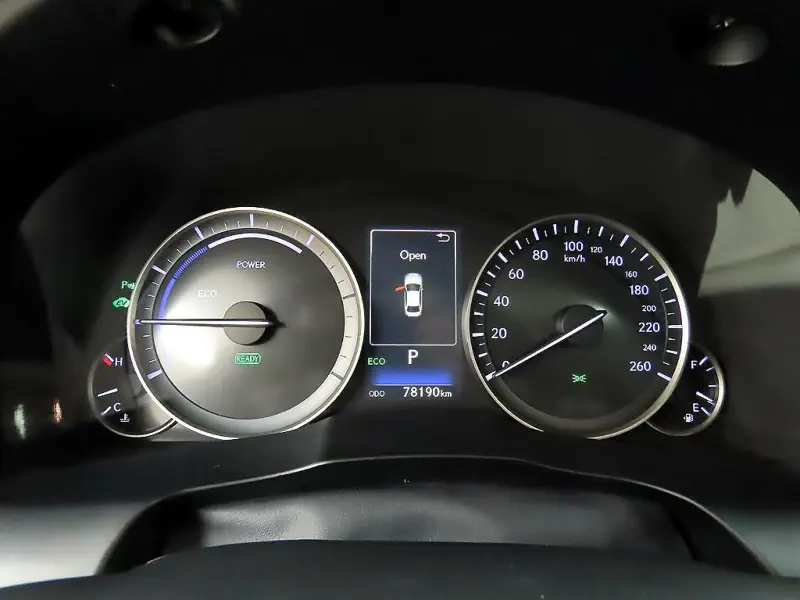 Lexus ES300h