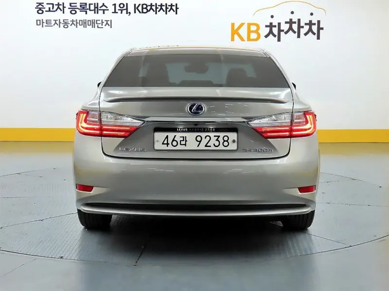Lexus ES300h