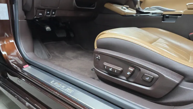 Lexus ES300h
