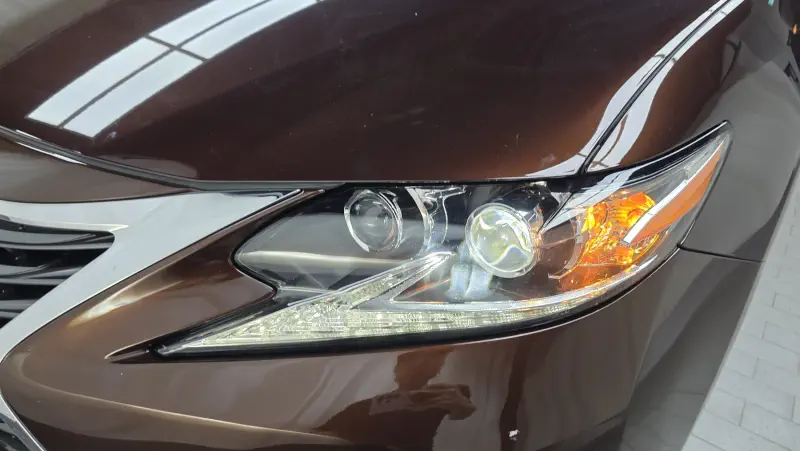 Lexus ES300h