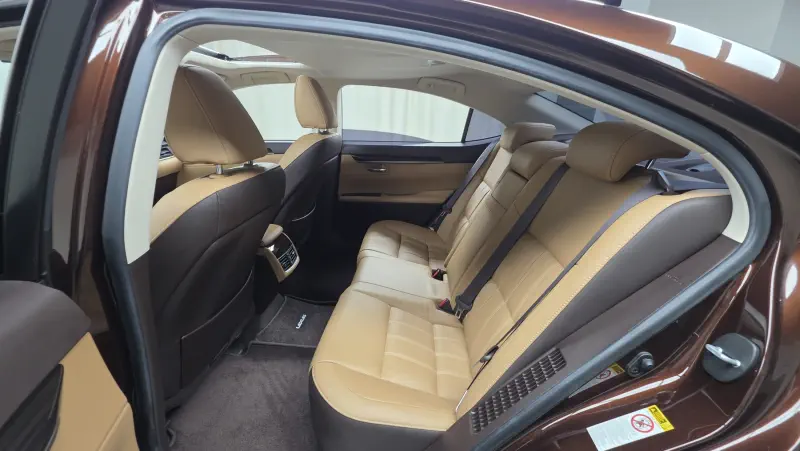 Lexus ES300h