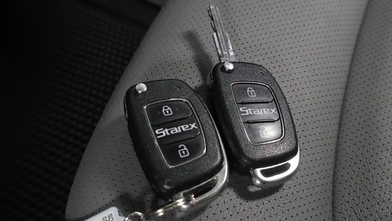 Hyundai Grand Starex